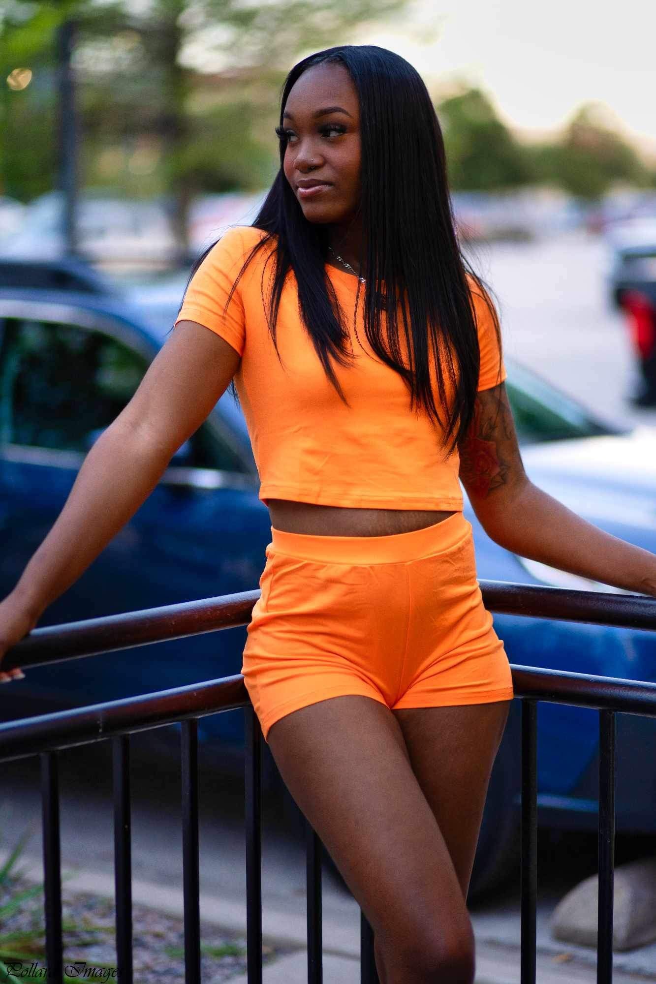 Casual Tee And Shorts Set Orange)